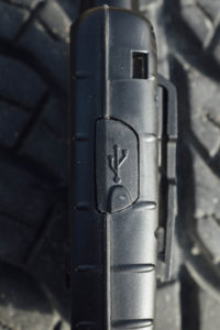 InReach SE usb door